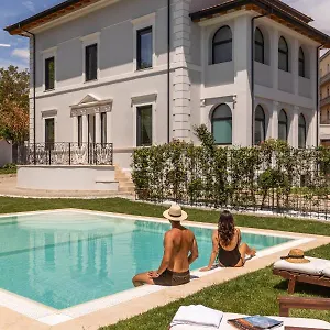 Hotel apartamentowy Livia Valeria Palace
