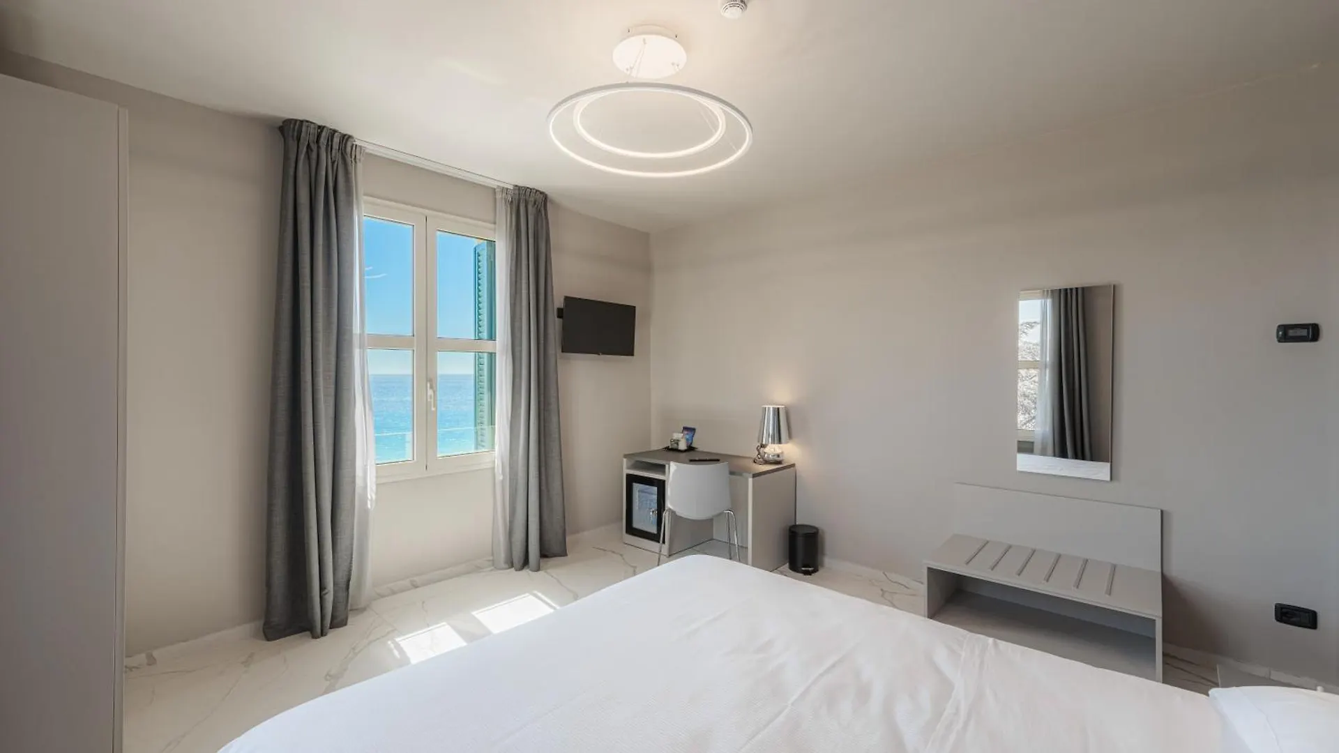 Hotel Villa Levi Sanremo
